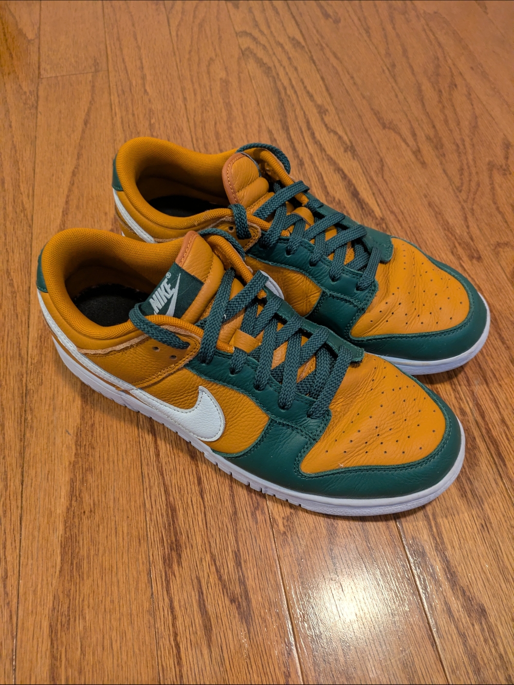 Nike Dunk Low, Green & Orange